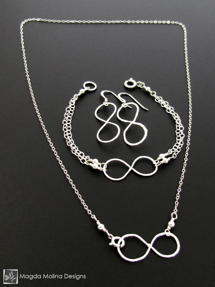 WHOLESALE - The Hammered Silver Infinity Necklace